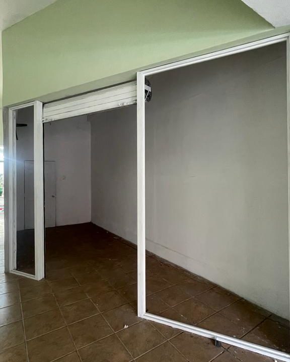 1081301327