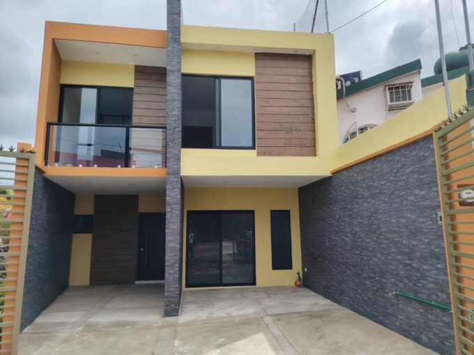 CASA EN RENTA EN FRACCIONAMIENTO VILLA VERDE
